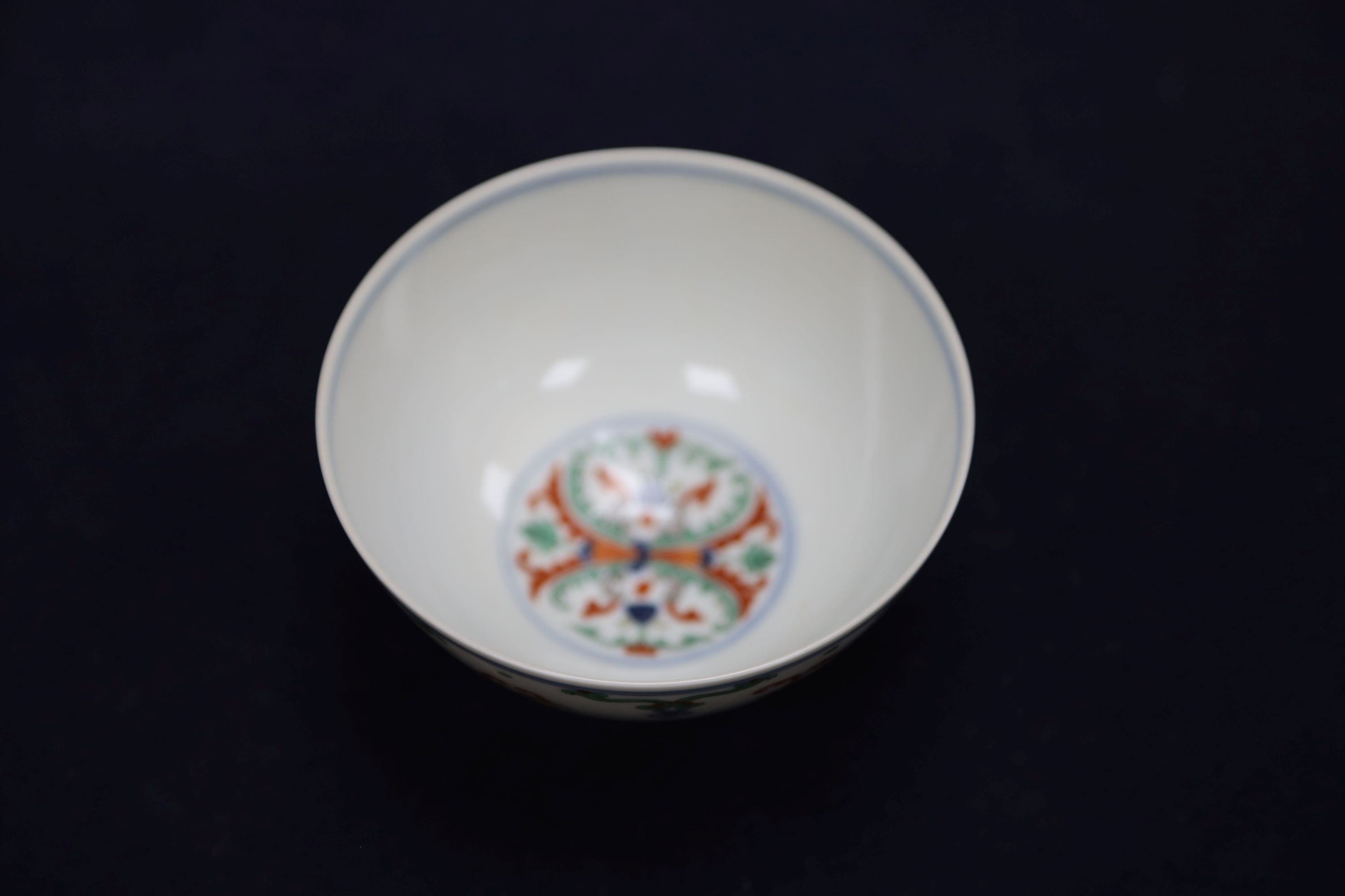 A Chinese cloisonne doucai bowl, 10.4cm and a famille rose dish